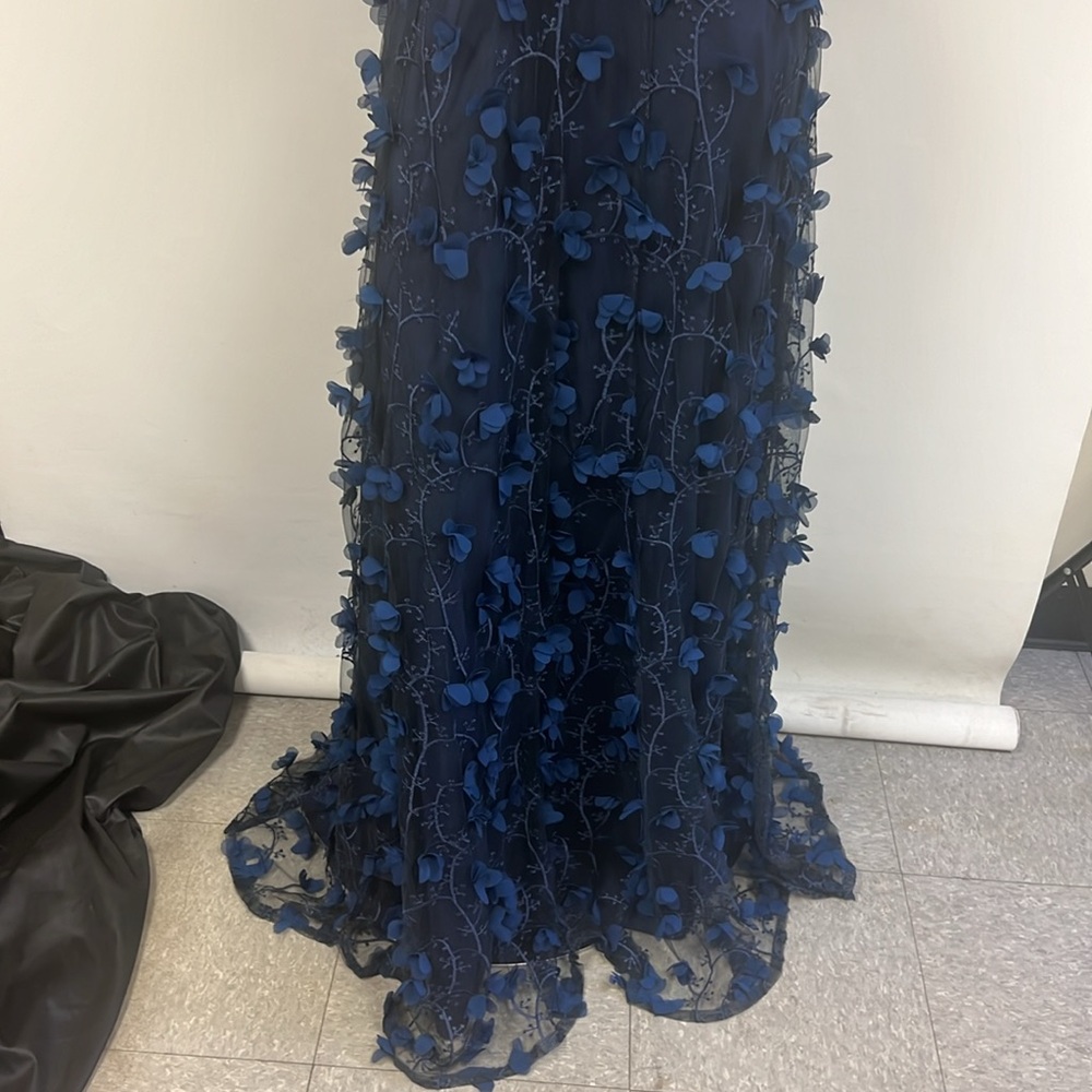 Aidan by Aidan Mattox sleeveless embroidered V-neck long gown - Picture 5 of 12